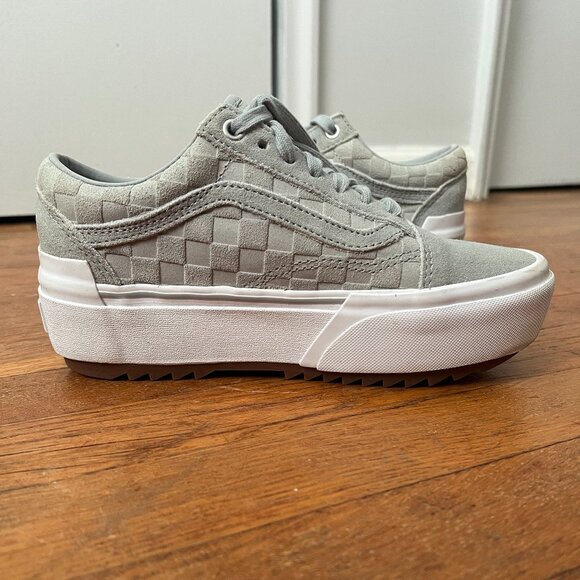 VANS (NEW) Old Skool Stacked Light Grey Checkered Chunky Platform Size 7 Women's - Picture 1 of 10
